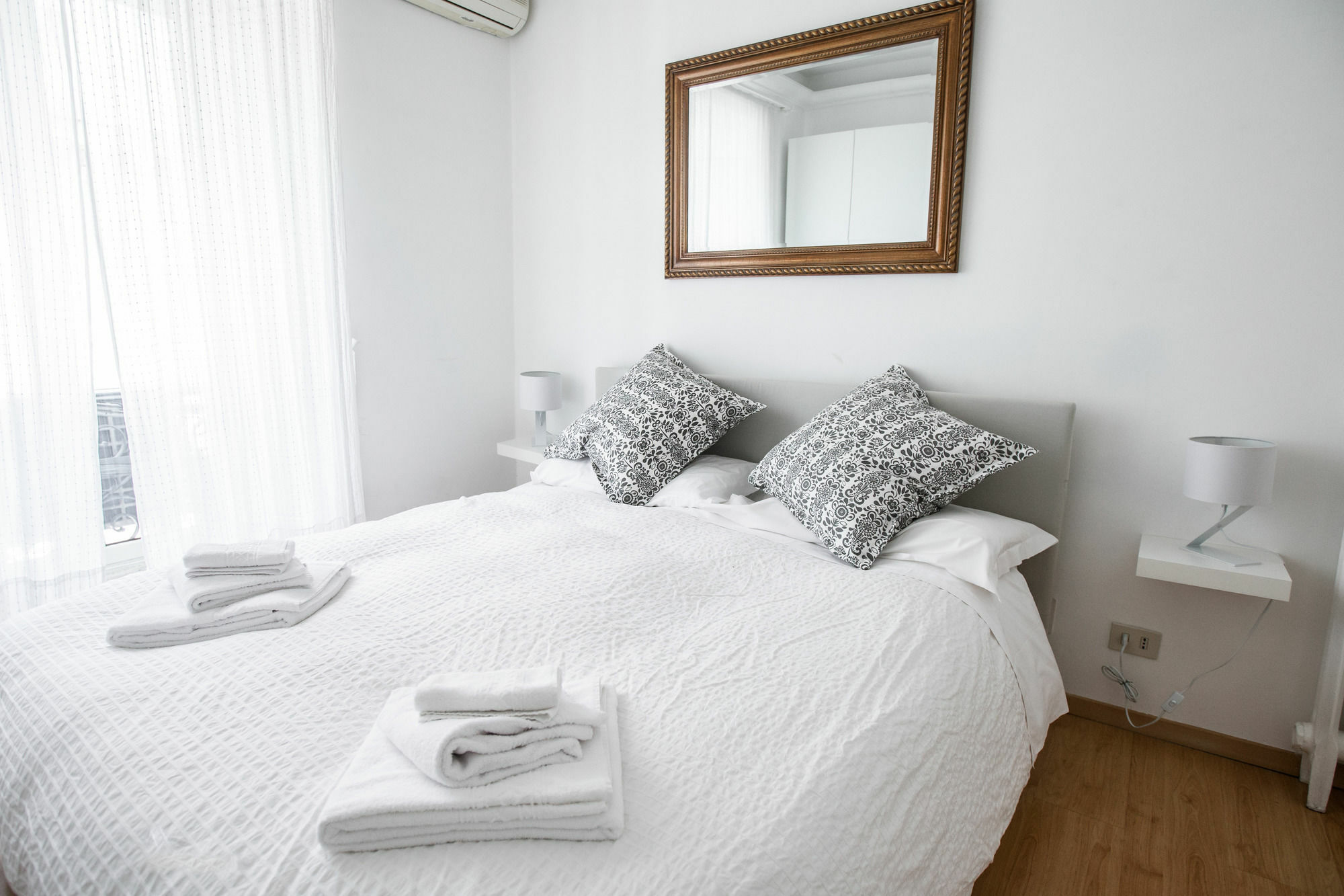 Rooms In Рим Экстерьер фото